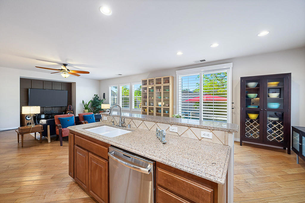 82058 Dunn Drive Property Photo 12