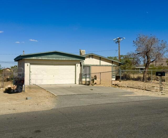 6437 Indio Avenue Property Photo 2