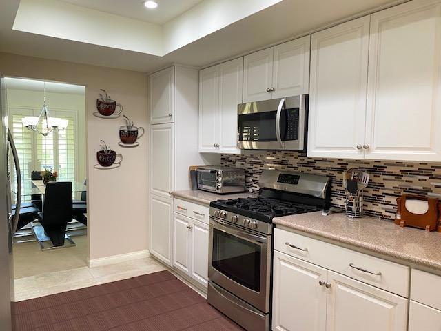 107 Avellino Circle Property Photo 5
