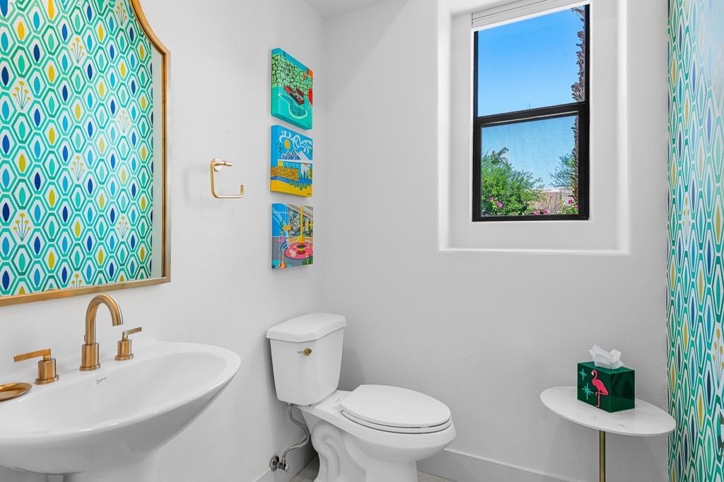 1441 Amelia Way Property Photo 33