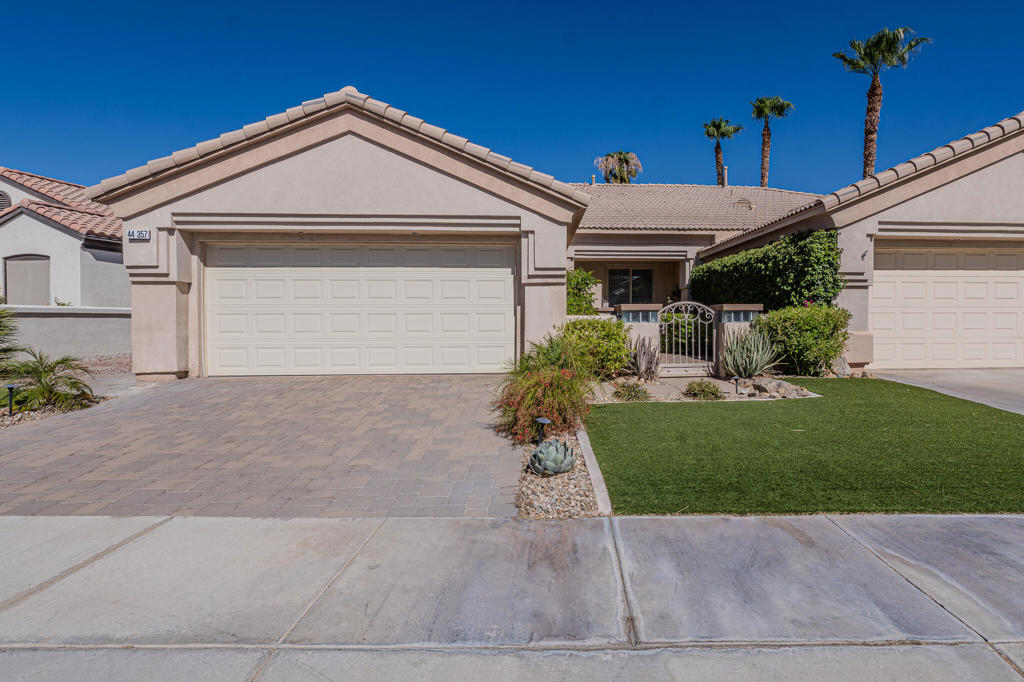 44357 Royal Lytham Drive Property Photo 1