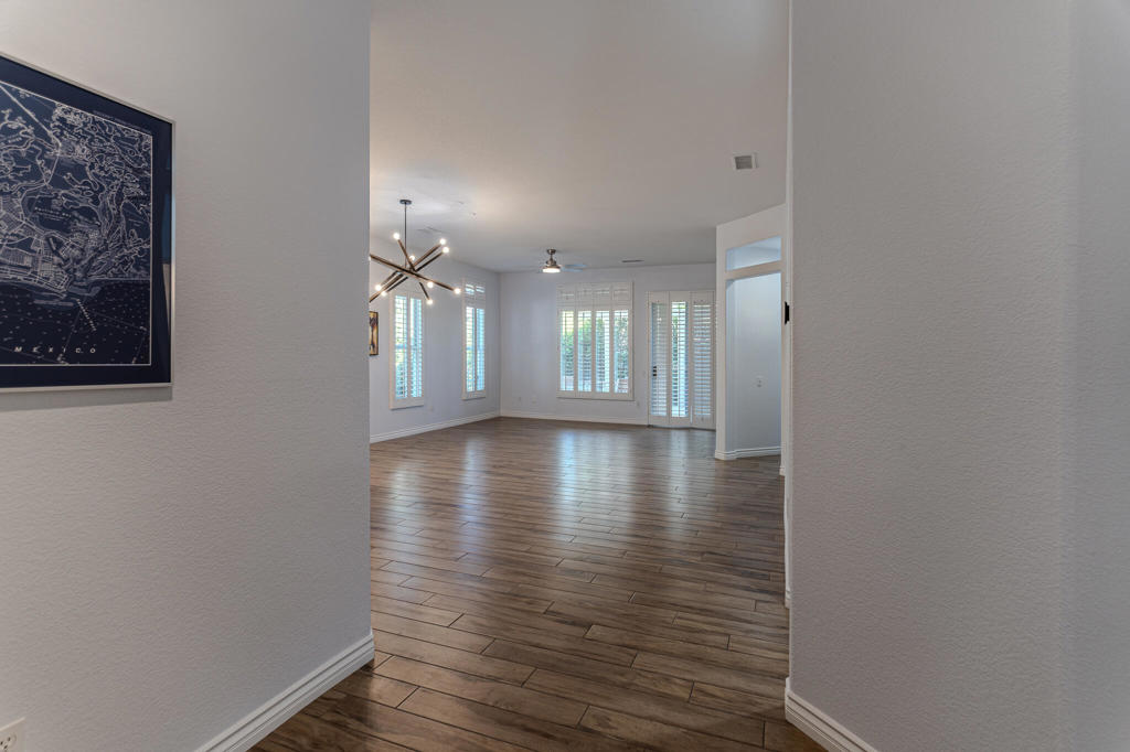 44357 Royal Lytham Drive Property Photo 7