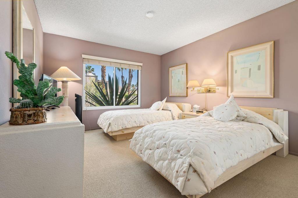 68145 Seven Oaks Drive Property Photo 23