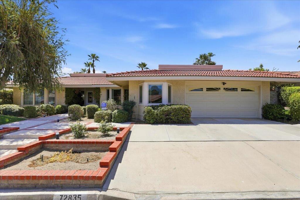 72835 Ambrosia Street Property Photo 4