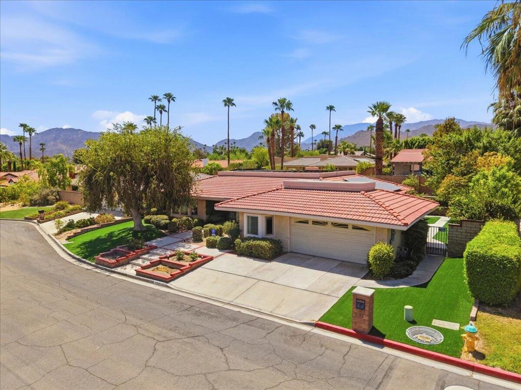 72835 Ambrosia Street Property Photo 5