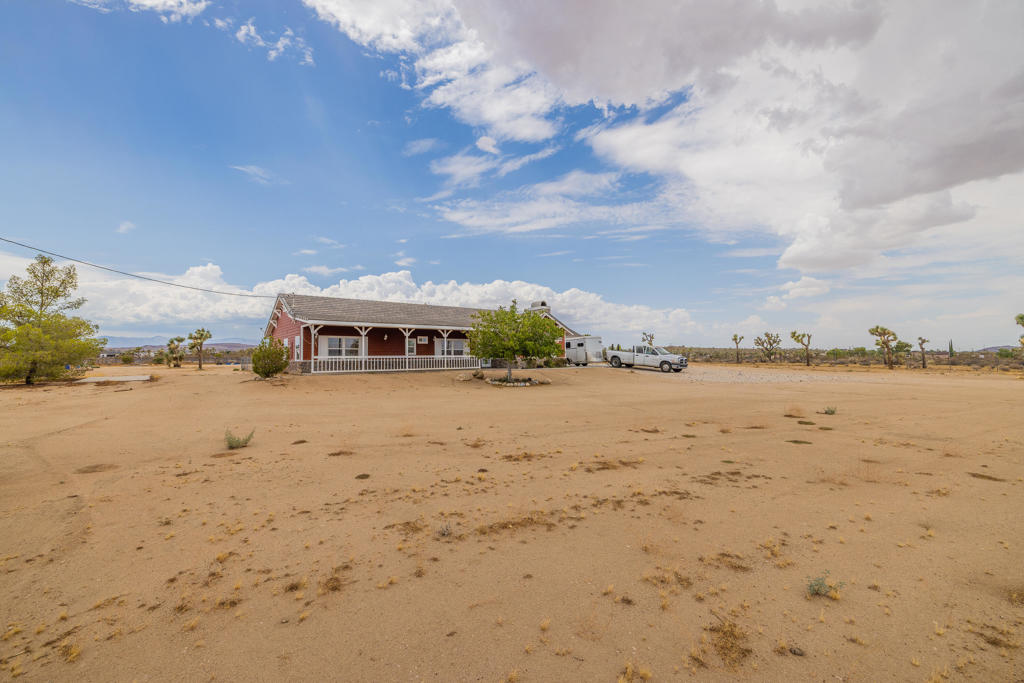 4224 Yucca Mesa Road Property Photo 26