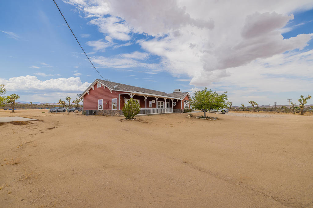 4224 Yucca Mesa Road Property Photo 27