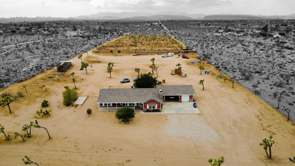 4224 Yucca Mesa Road Property Photo 32