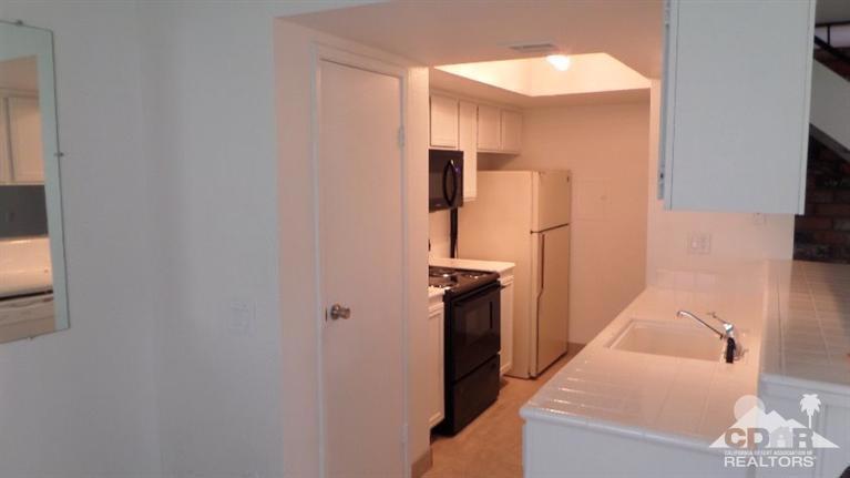 72616 Edgehill Drive 3 Property Photo 1