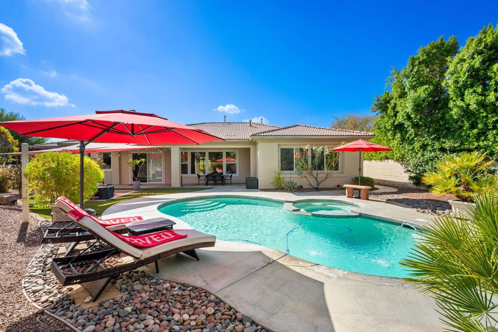 102 Tesori Drive Property Photo 1