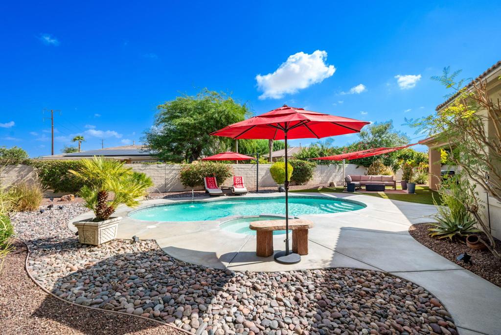 102 Tesori Drive Property Photo 30