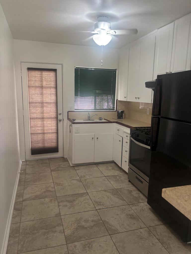 595 S Thornhill Road Property Photo 15