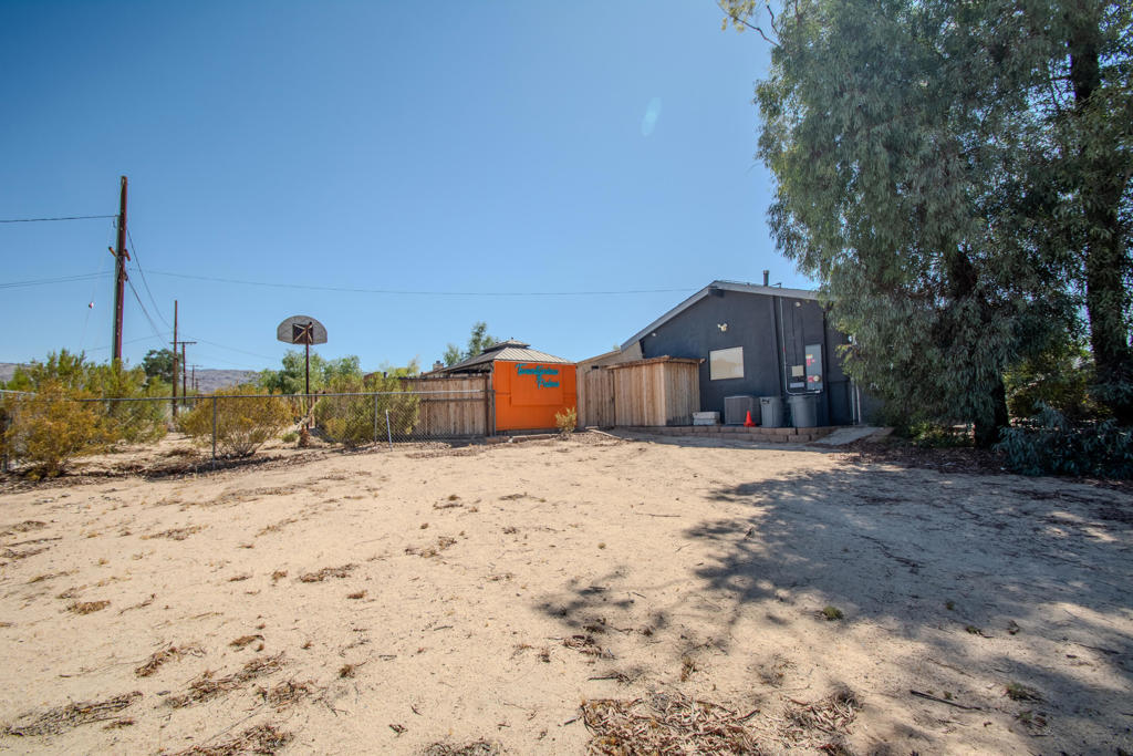 71817 Samarkand Drive Property Photo 3