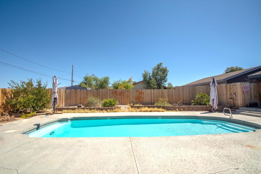 71817 Samarkand Drive Property Photo 6