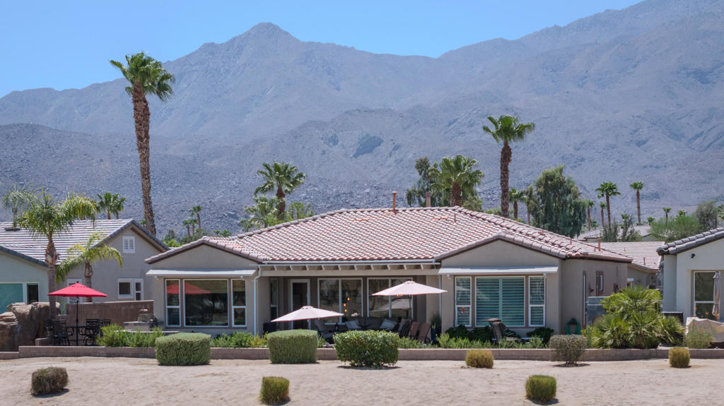 61414 Topaz Drive Property Photo 1