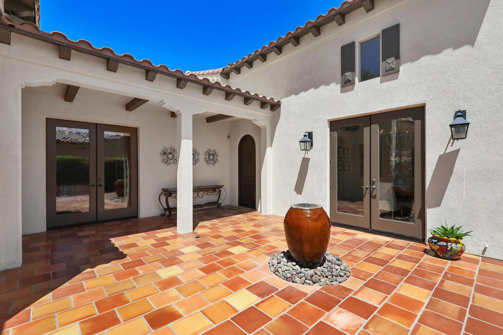81770 Via La Serena Property Photo 3