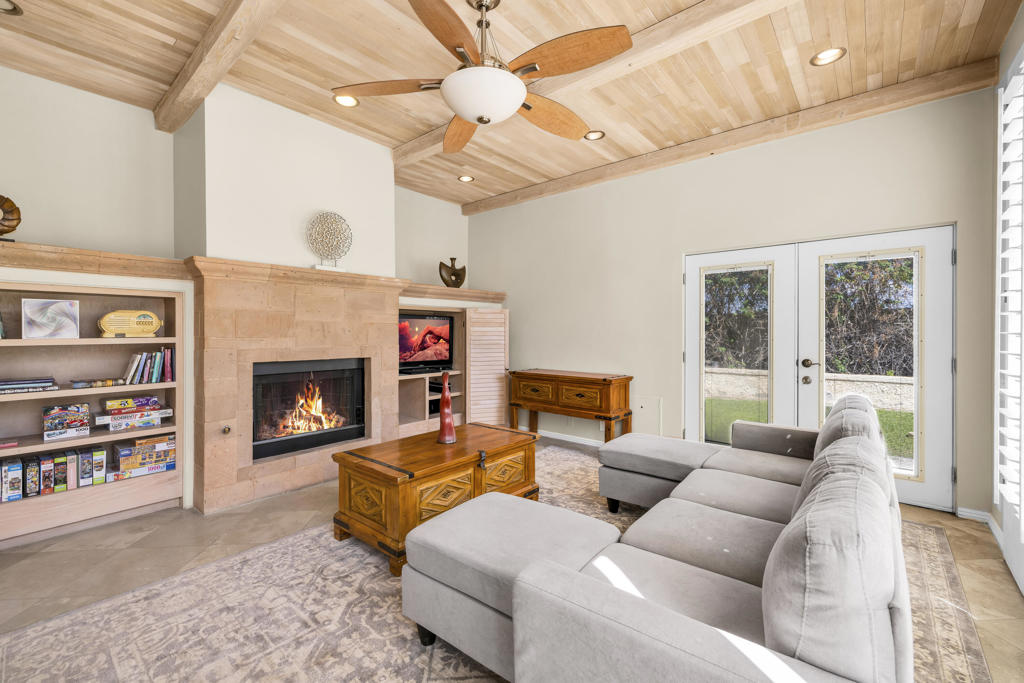 45450 Rancho Palmeras Drive Property Photo 19