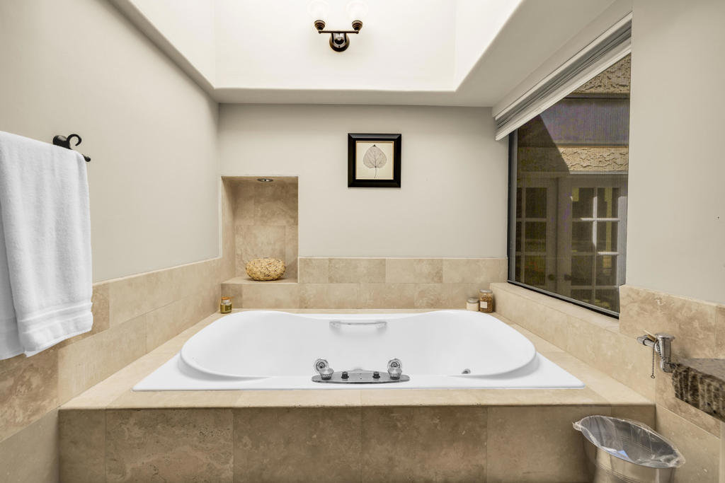 45450 Rancho Palmeras Drive Property Photo 29
