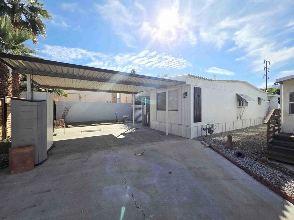 108 Dromedary Circle Property Photo 1