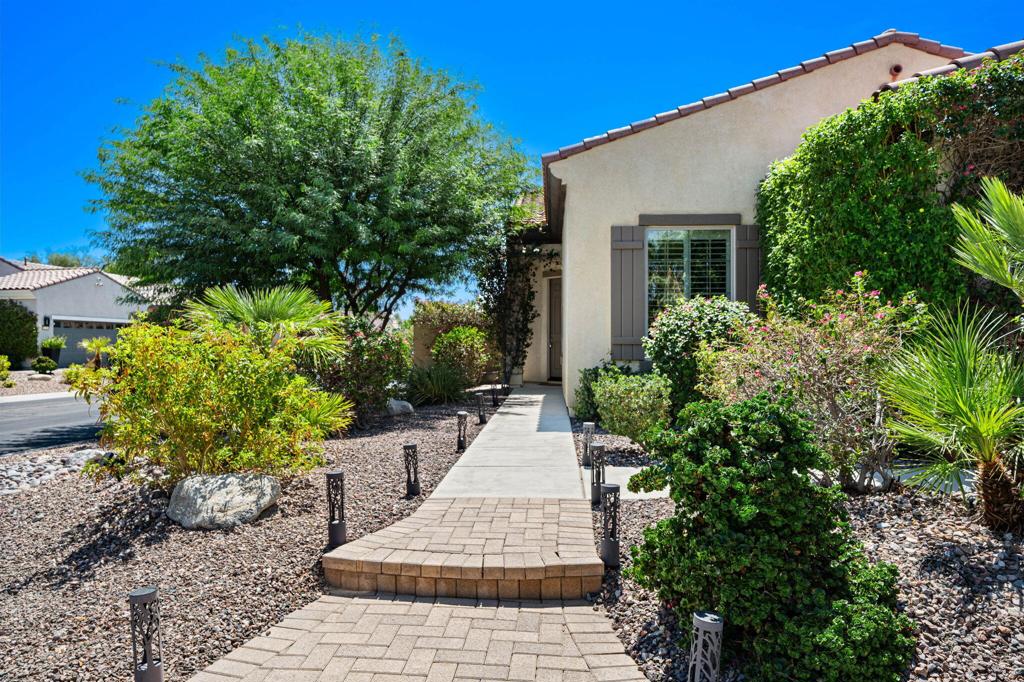 39010 Camino Orquesta Property Photo 3