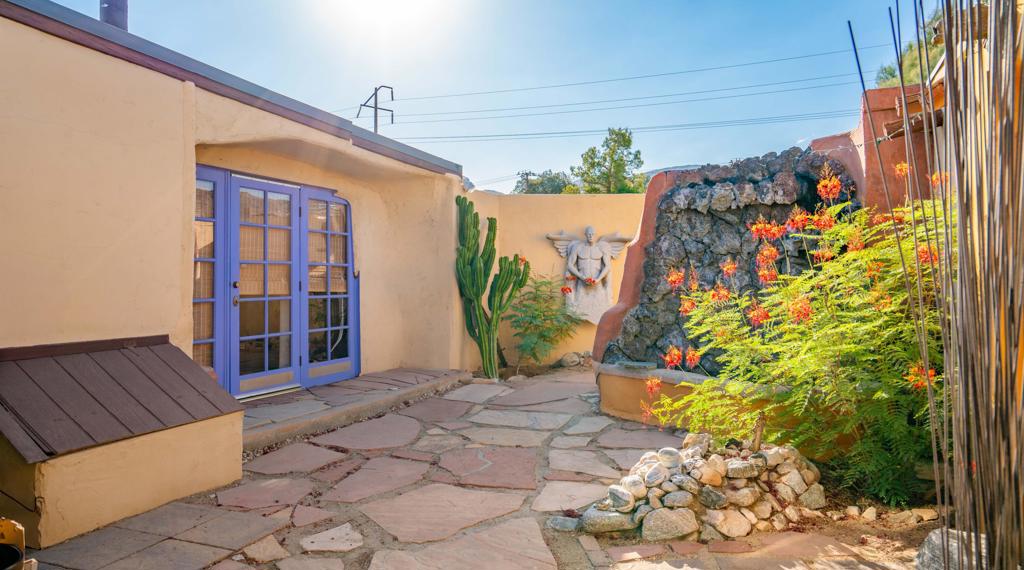 49769 29 Palms Highway Property Photo 5