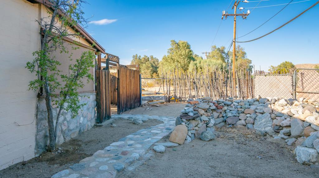 49769 29 Palms Highway Property Photo 59