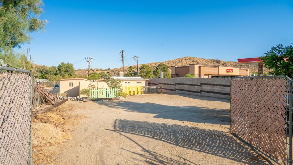 49769 29 Palms Highway Property Photo 62
