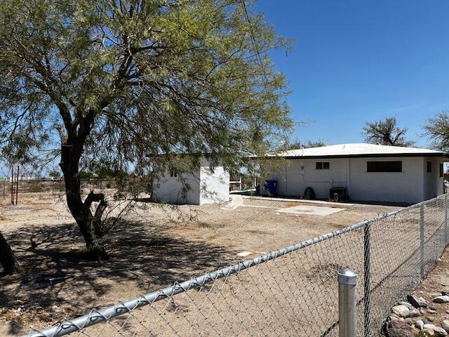 1048 Sea Raider Avenue Property Photo 2