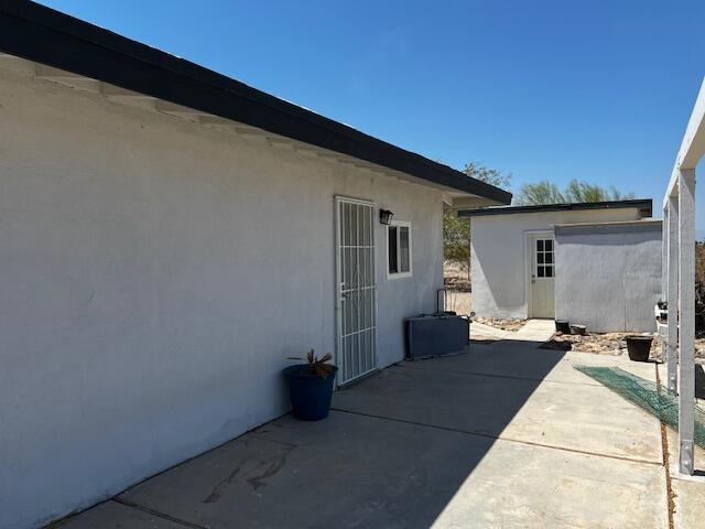 1048 Sea Raider Avenue Property Photo 3