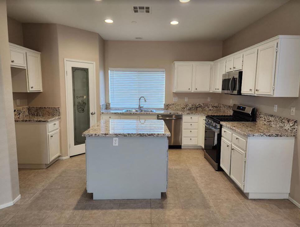 766 S Ventana Property Photo 3