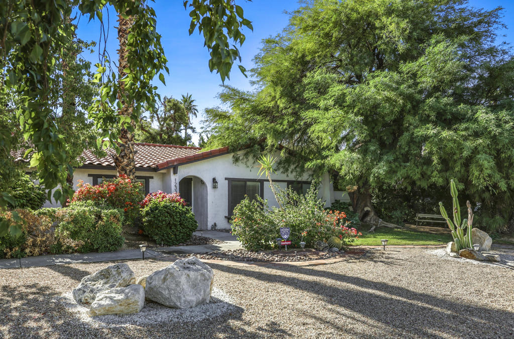 1233 E Via Escuela Property Photo 1