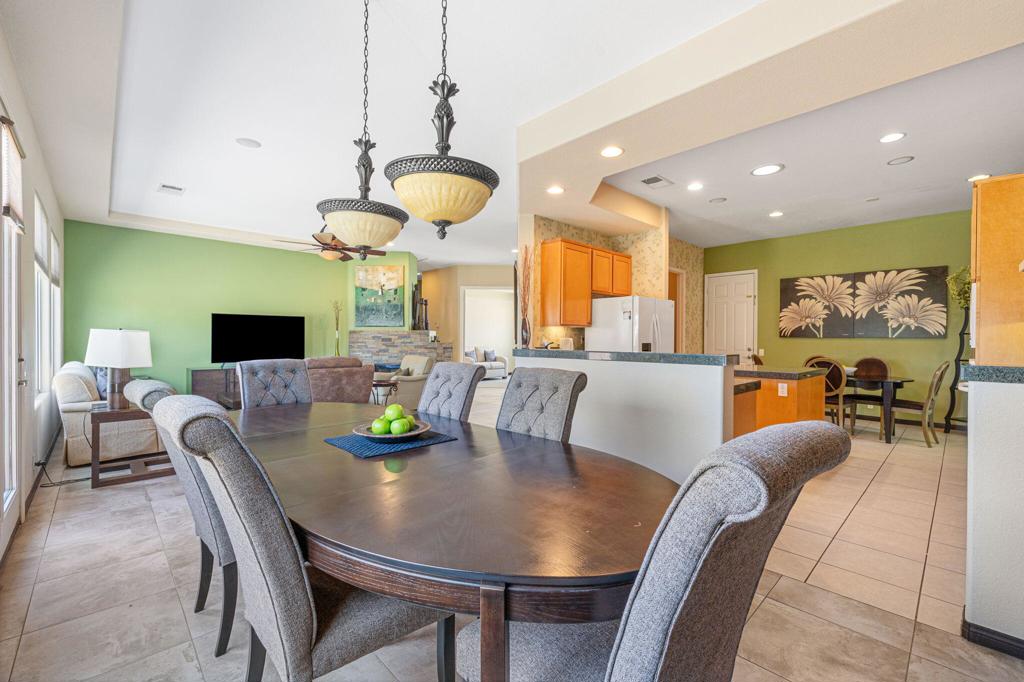 79786 Parkway Esplanade S Property Photo 5
