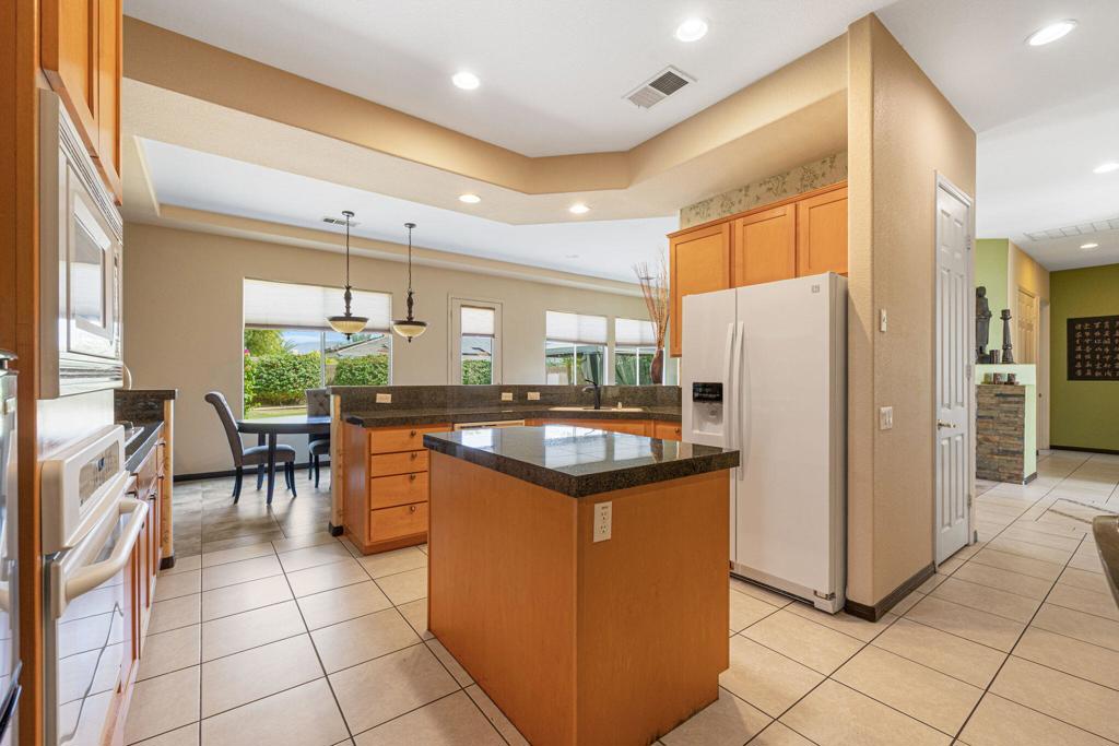 79786 Parkway Esplanade S Property Photo 7