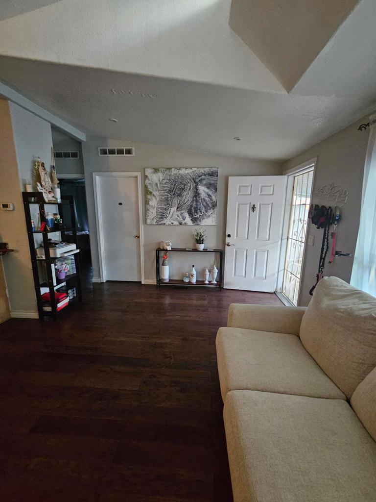 80000 Avenue 48 230 Property Photo 6