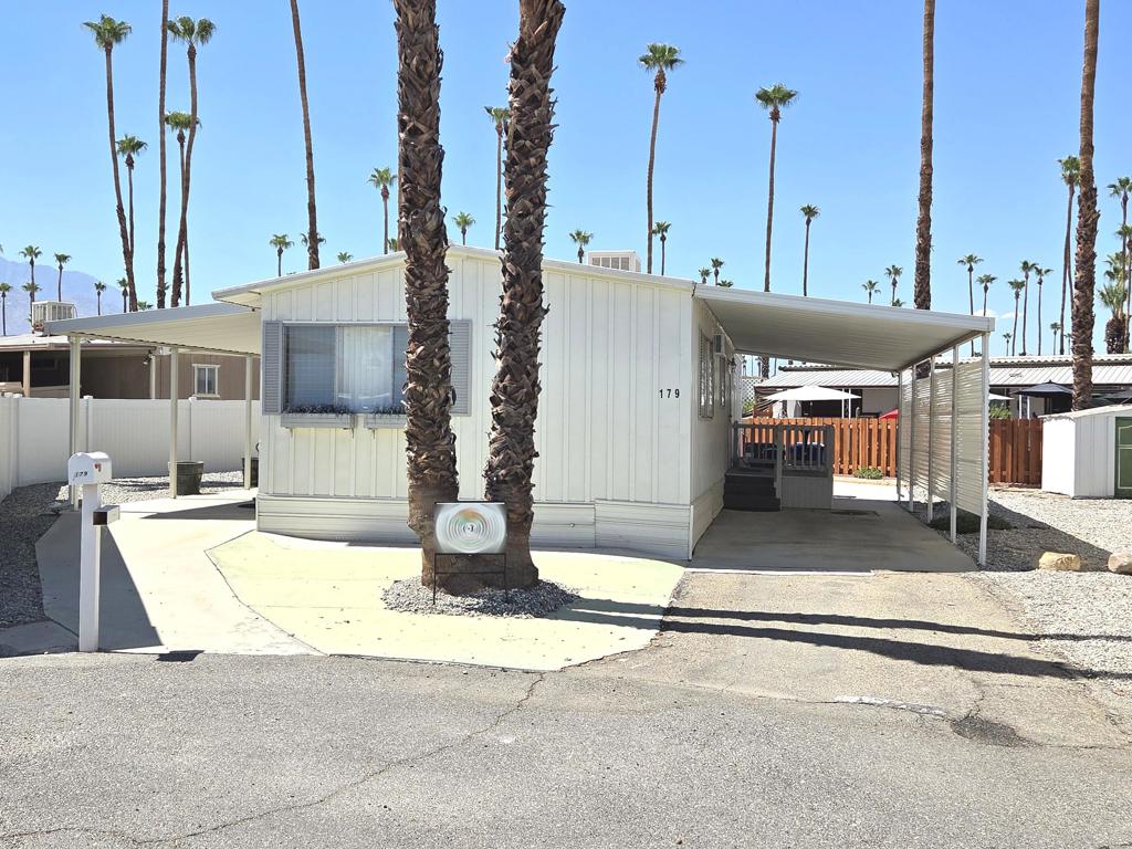179 Butterfield Property Photo 1