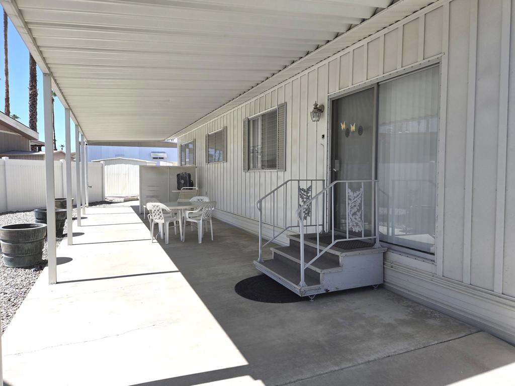 179 Butterfield Property Photo 2