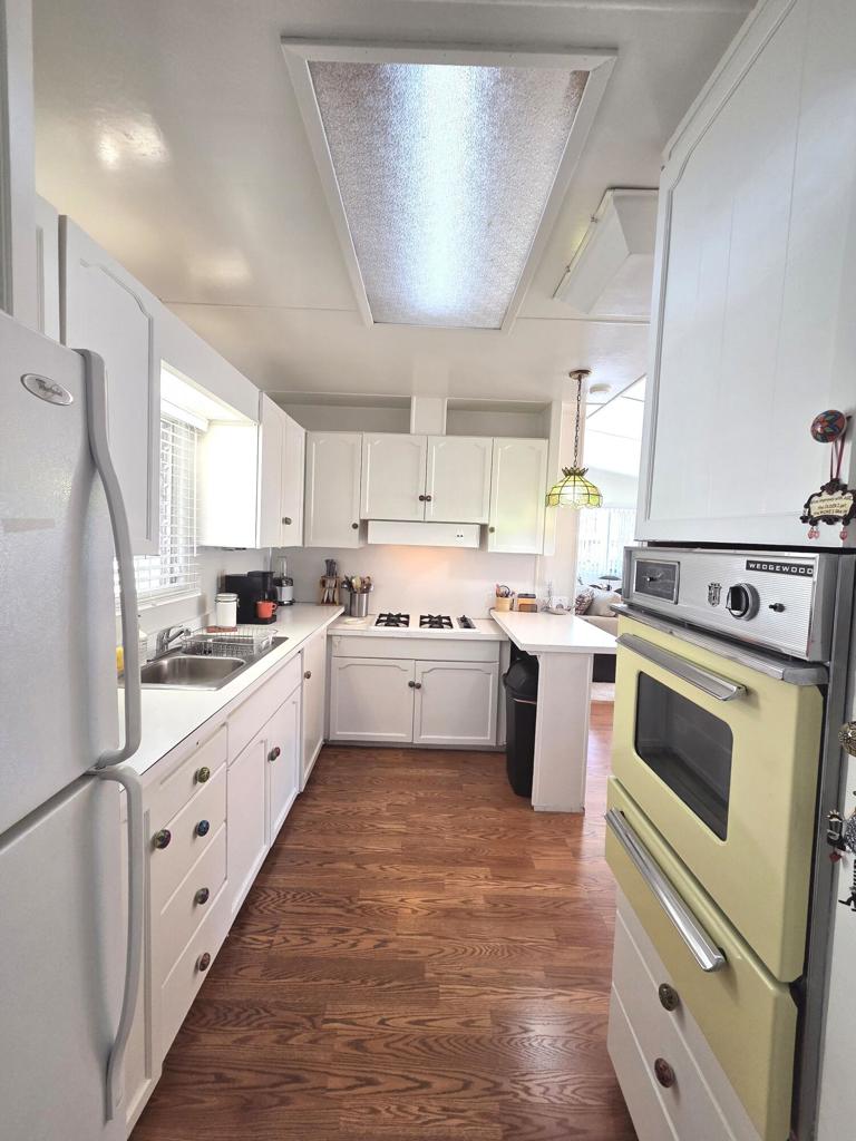 179 Butterfield Property Photo 7