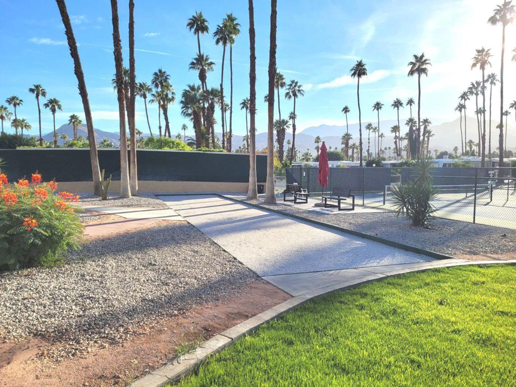 179 Butterfield Property Photo 12