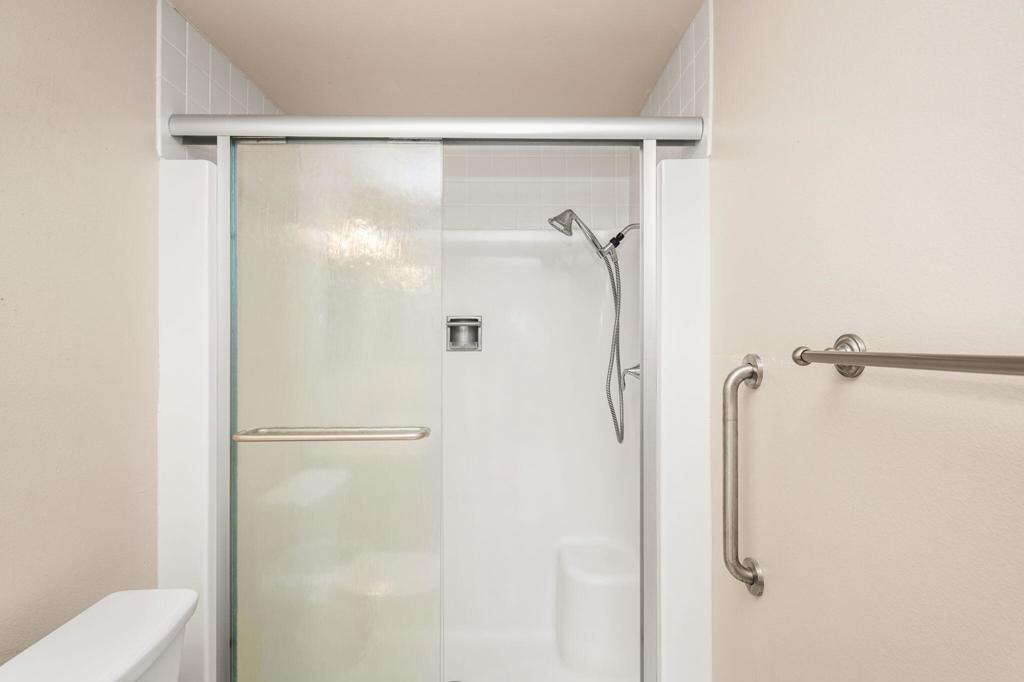15432 Cherbourg Avenue Property Photo 43