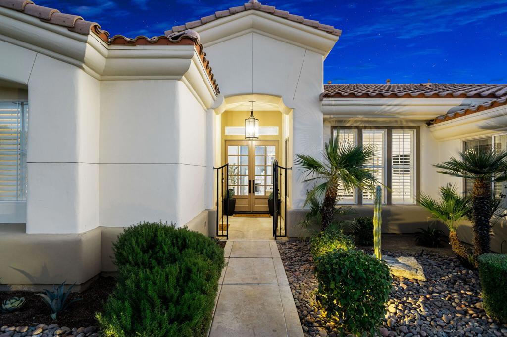 33 Calle La Reina Property Photo 4