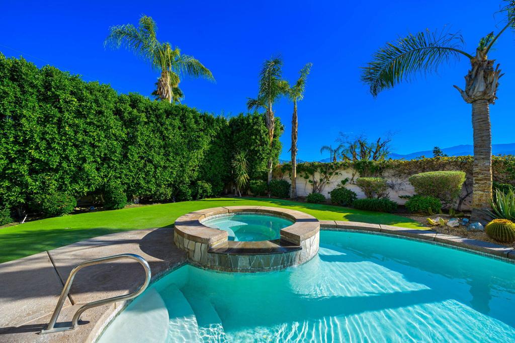 33 Calle La Reina Property Photo 43