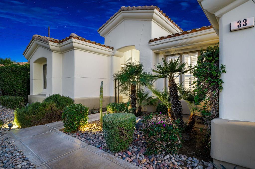 33 Calle La Reina Property Photo 44