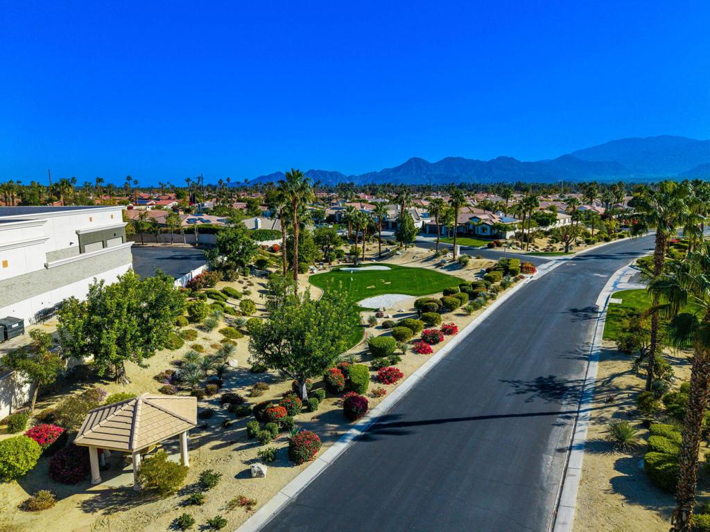 33 Calle La Reina Property Photo 64