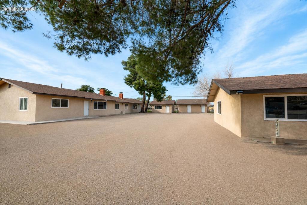 16020 Juniper Street Property Photo 1