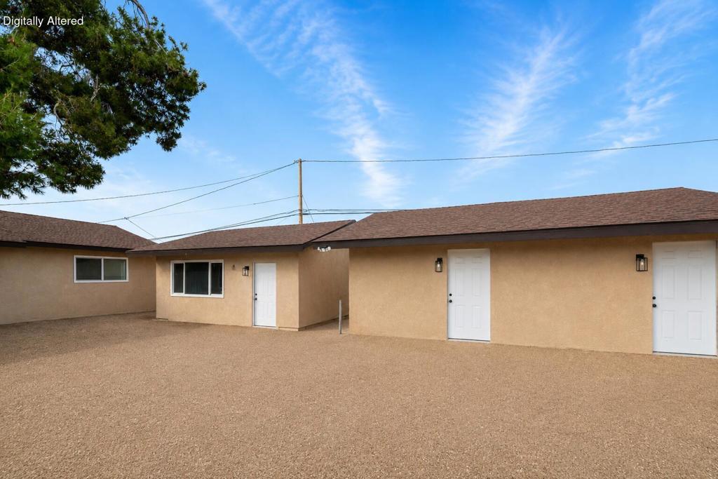 16020 Juniper Street Property Photo 8