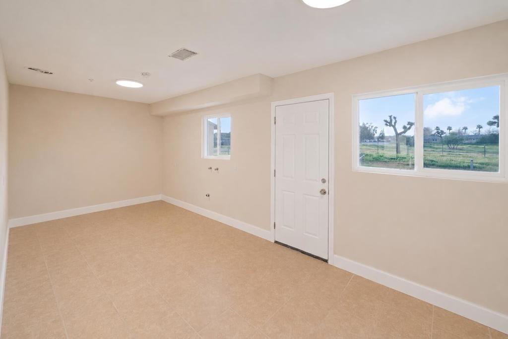 16020 Juniper Street Property Photo 26