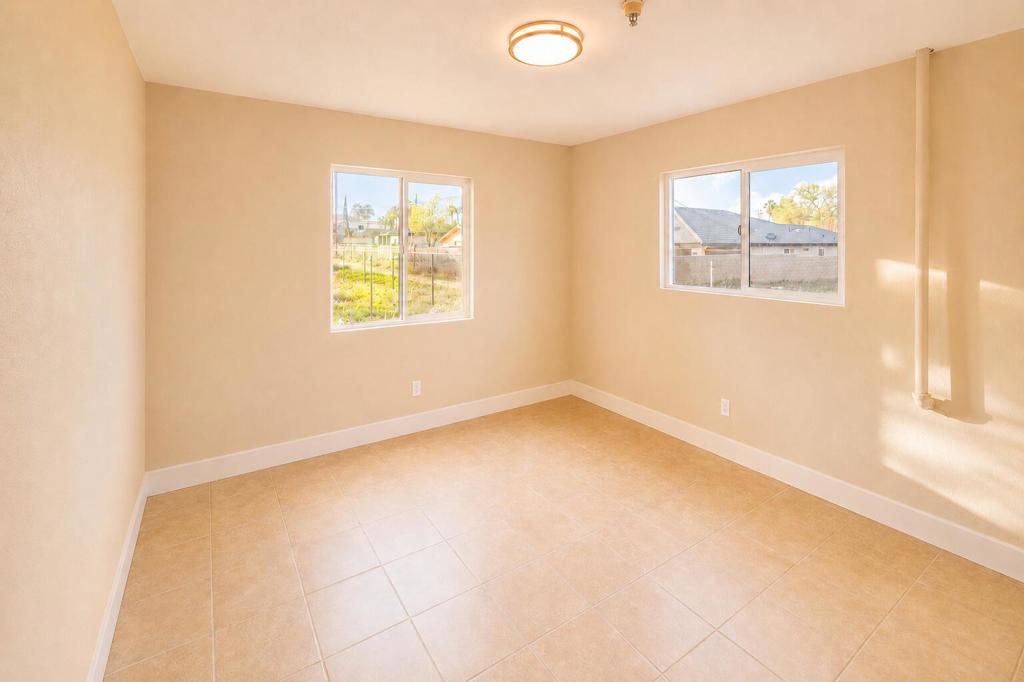 16020 Juniper Street Property Photo 32