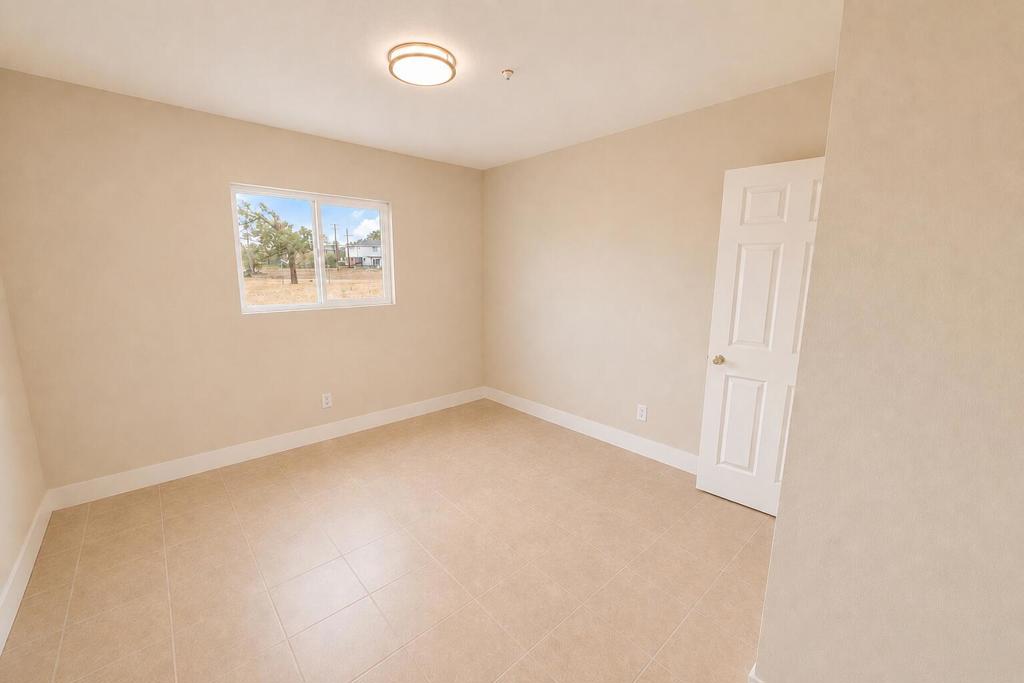 16020 Juniper Street Property Photo 38
