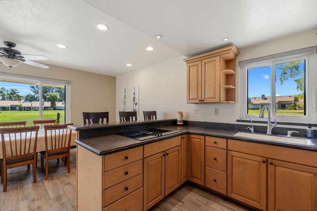 41930 Jupiter Hills Court Property Photo 8