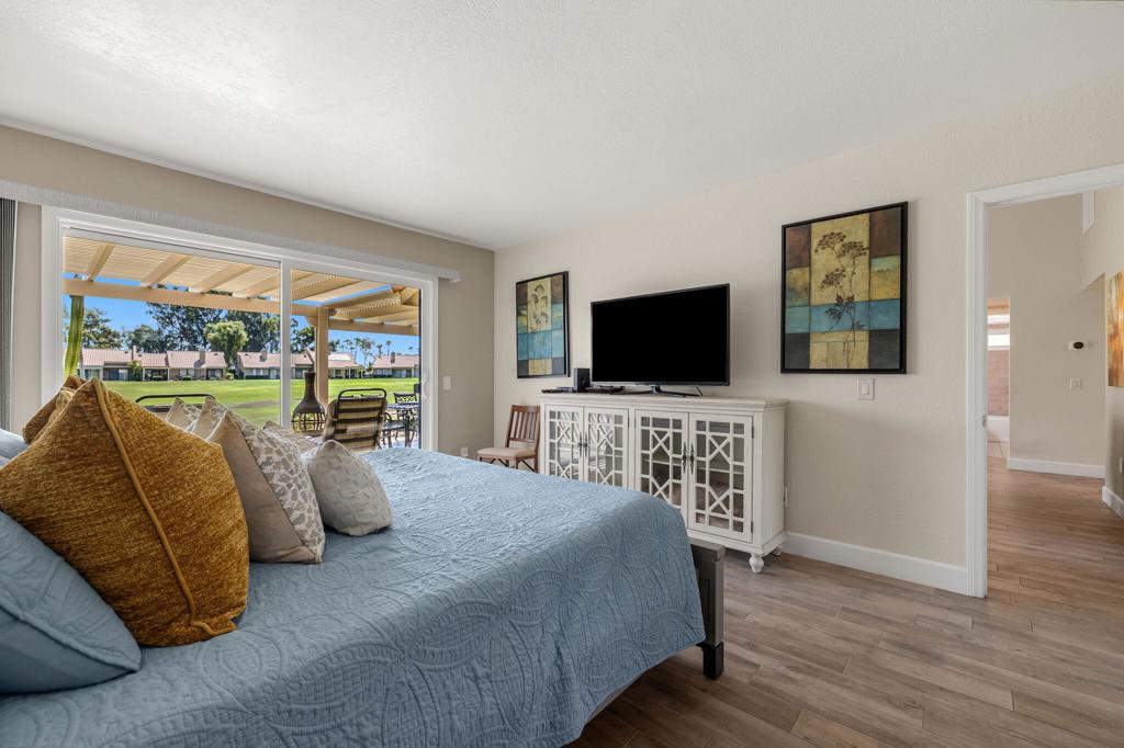 41930 Jupiter Hills Court Property Photo 12